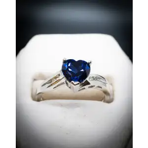 14k White Gold Natural Diamond and Created Blue Sapphire Heart Ring (4)